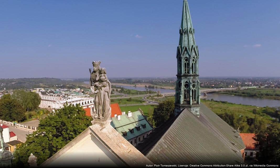 Znaczenie współpracy mieszkańców i władz lokalnych w rozwoju Miasta Sandomierz